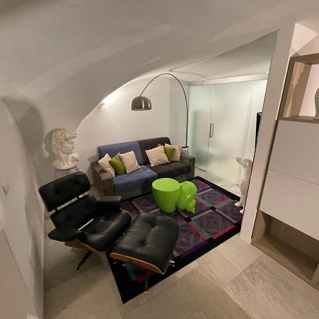 Loft “Cinema Galleria” Apartment Bari Exterior photo