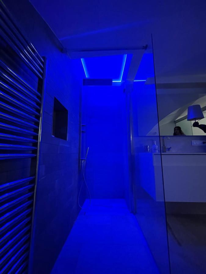 Loft “Cinema Galleria” Apartment Bari Exterior photo